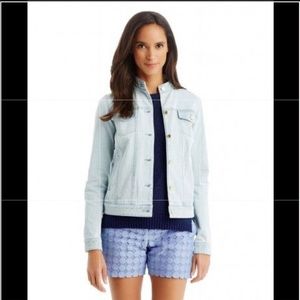 J.McLaughlin light wash denim jacket